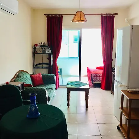 Minta Eva Larnaca